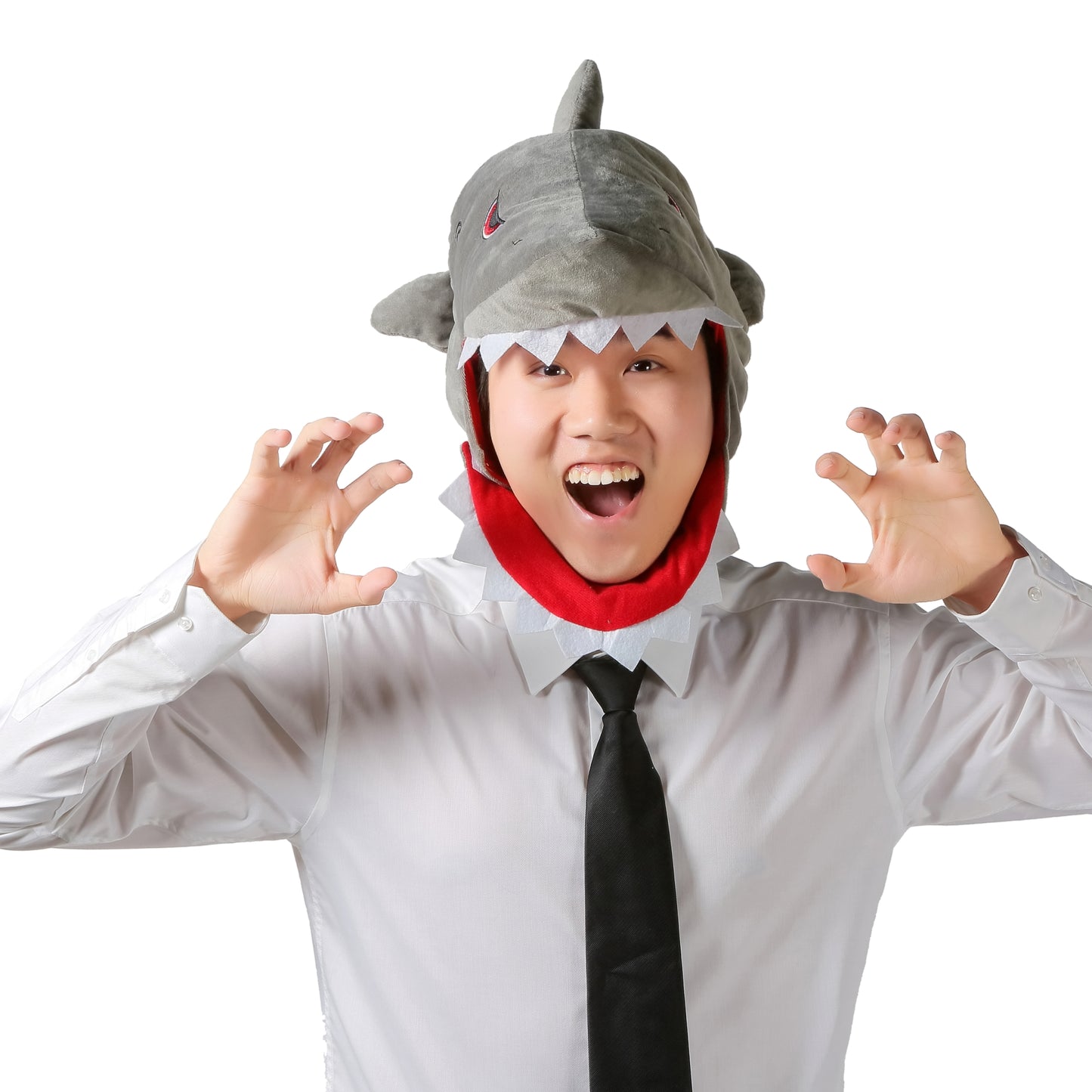 [Kichijoji Ryohin] Shark! He's wearing a shark! It looks like he's being bitten from the head!