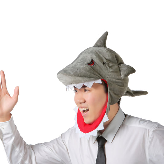 [Kichijoji Ryohin] Shark! He's wearing a shark! It looks like he's being bitten from the head!