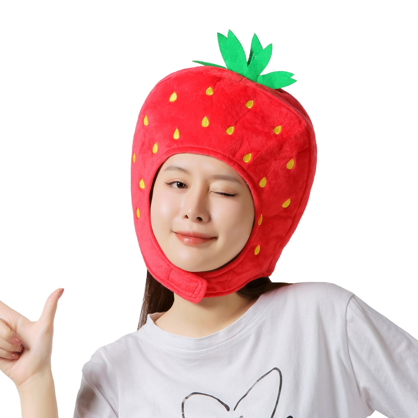 [Kichijoji Ryohin] "Ichigoume~" (not "Ichigoume" - "Strawberry is delicious") and a strawberry headgear